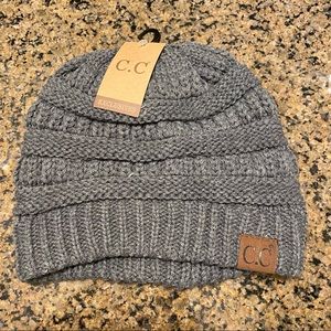 CC Beanie Classic Beanie Dark Grey Fuzzy Lining Women's Knitted Warm Winter Hats